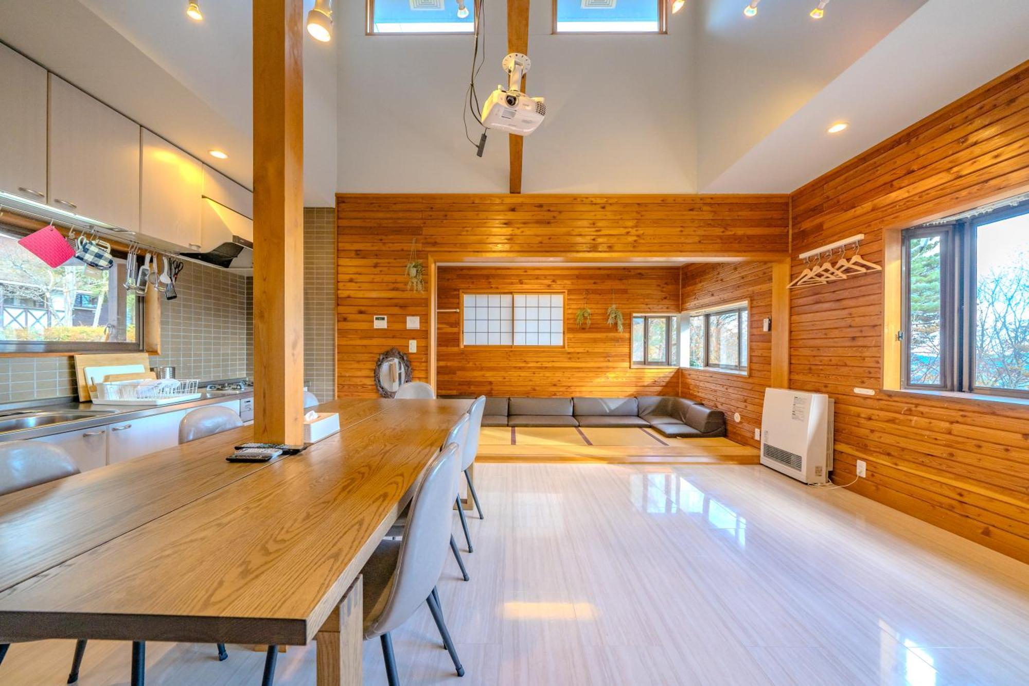Private Hot-spring In Kusatsu #projector Holiday home Kusatsu (Gunma)